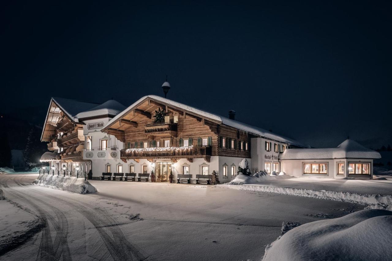 Hotel Riedl Kossen Bagian luar foto