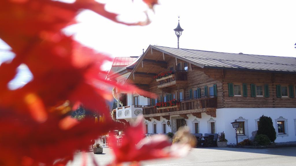 Hotel Riedl Kossen Bagian luar foto