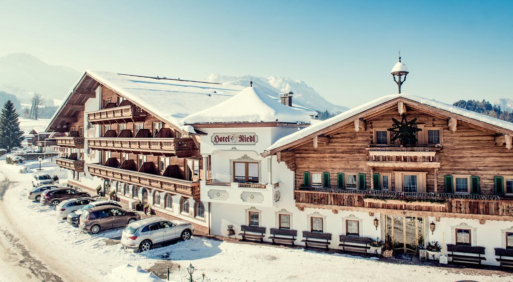 Hotel Riedl Kossen Bagian luar foto