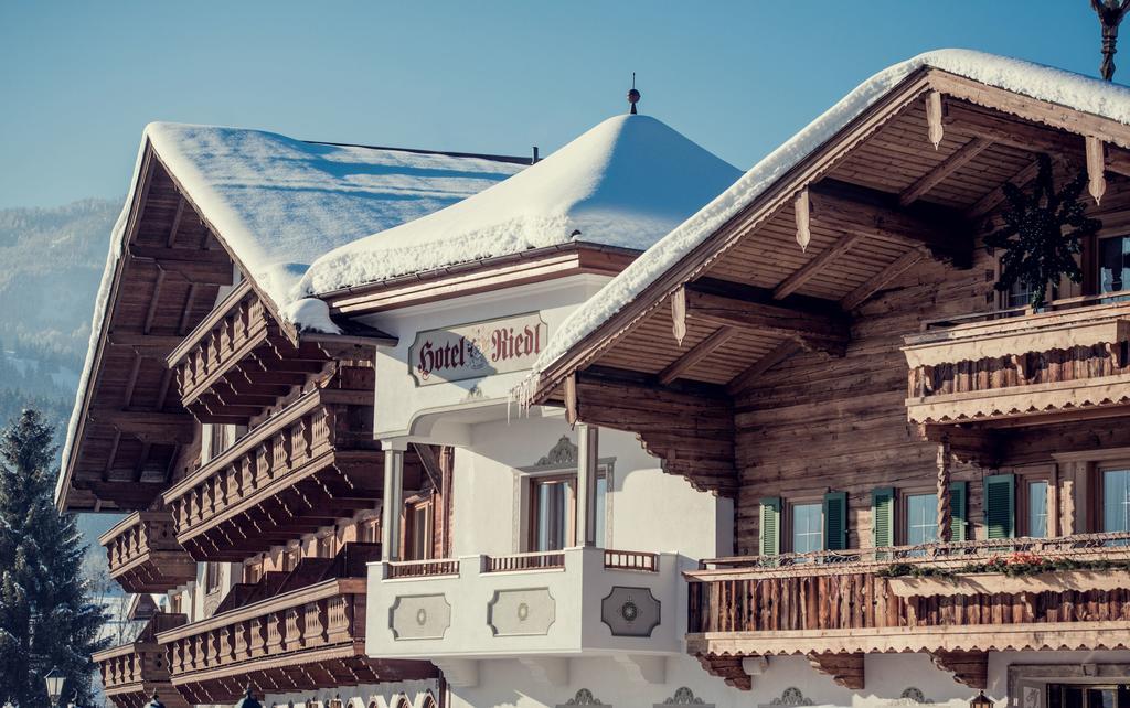 Hotel Riedl Kossen Bagian luar foto