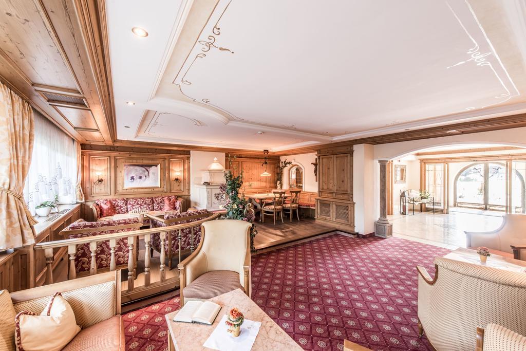 Hotel Riedl Kossen Bagian luar foto