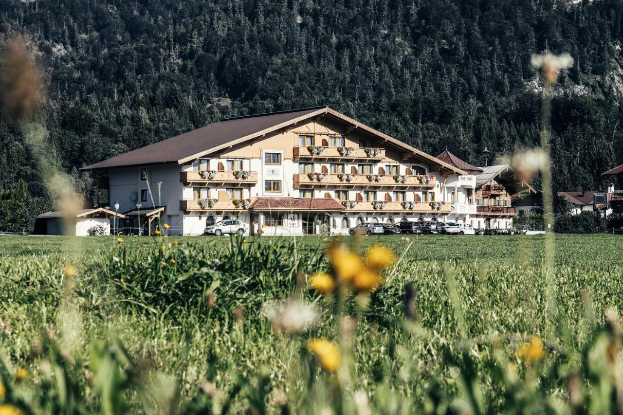 Hotel Riedl Kossen Bagian luar foto